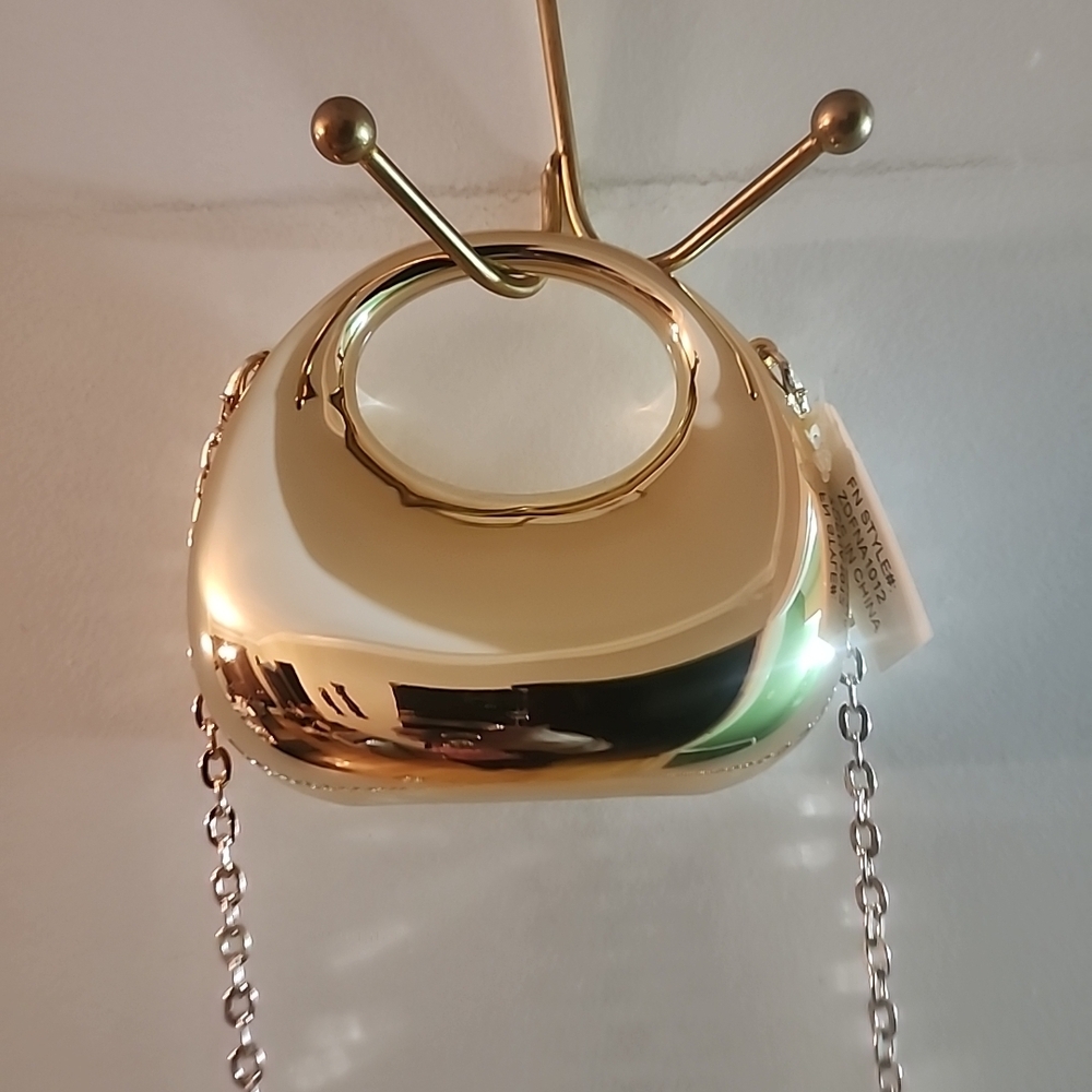 Fashion Nova The Girls Night Gold Acrylic Mini Chain Shoulder Bag